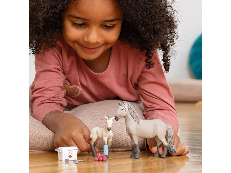 Schleich Horse Club Hannah's first aid kit