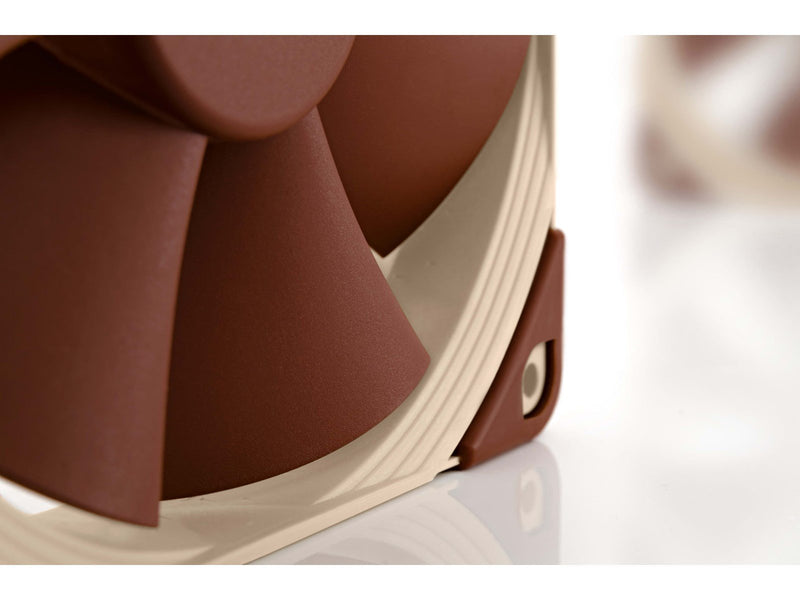 Noctua NF-F12 5V PWM - Gehäuselüfter - 120mm - Braun - 22 dBA