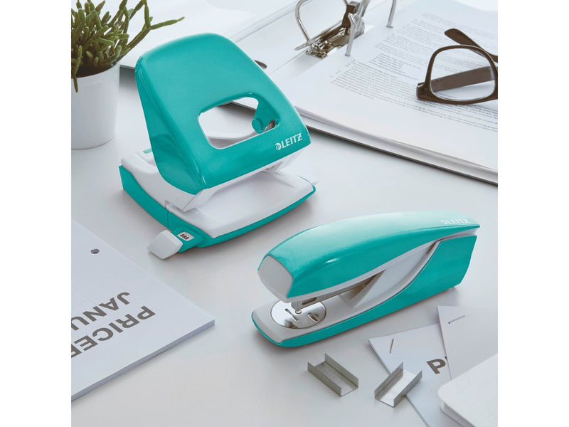 Leitz  NeXXt WOW Büroheftgerät (Metall) Eisblau
