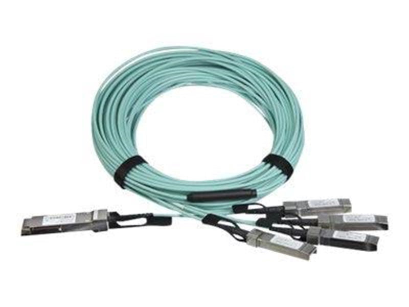 StarTech.com Cisco QSFP-4X10G-AOC10M Compatible QSFP+ Breakout Cable - 15 m - breakout cable - 15 m - black - Schwarz - 15 meter