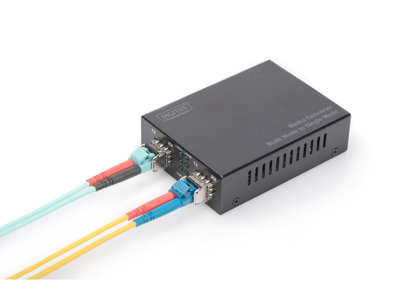 DIGITUS DN-82133 Gigabit Multimode/Singlemode Media Converter SFP