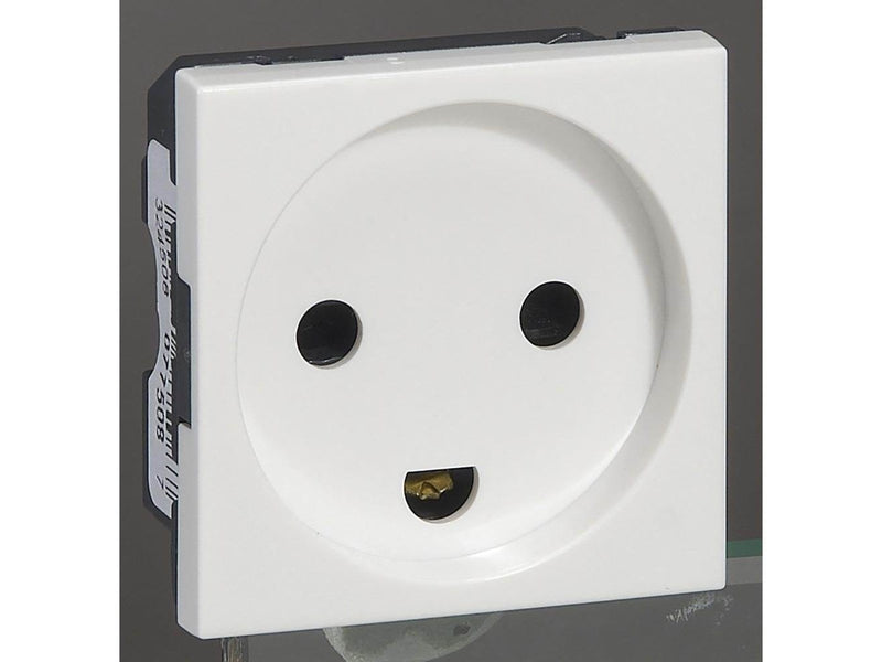 Legrand 2p+e socket danish standard