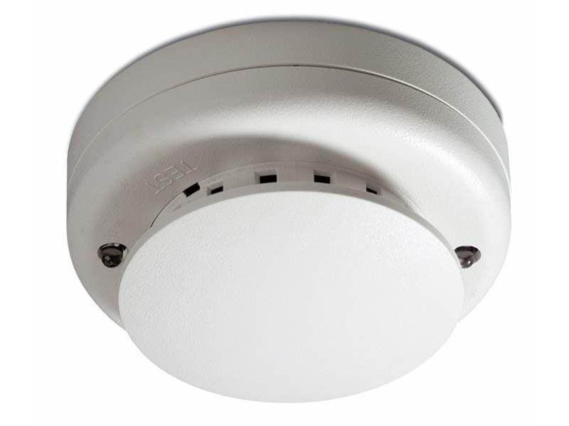 UTC Fire & Security Photoelectric smoke detector with remote alarm led output