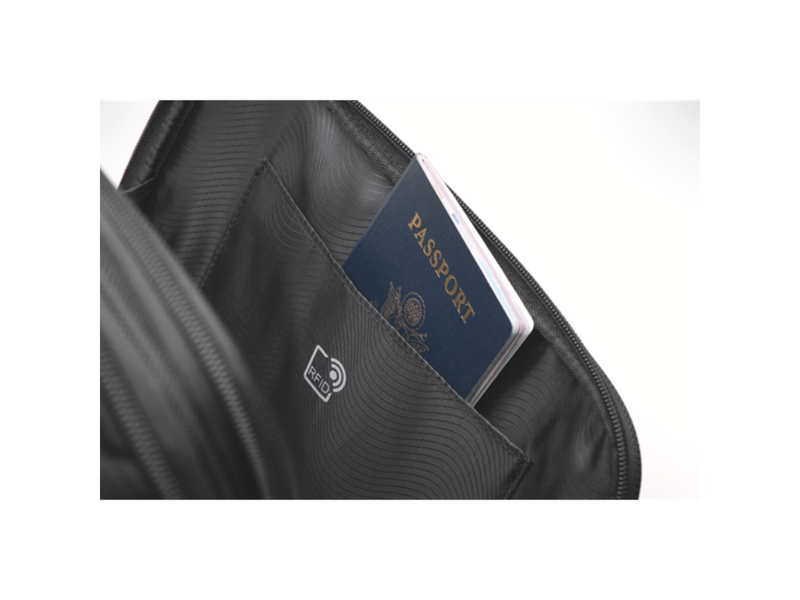 Kensington Contour™ 2.0 17” Pro Overnight Laptop Spinner