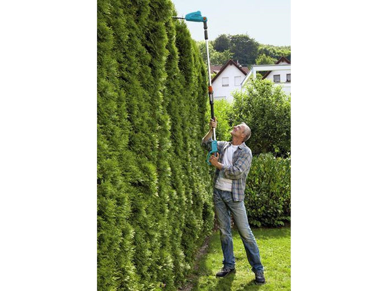 Gardena Battery Telescopic Hedge Trimmer THS 42/18V P4A Ready-To-Use Set