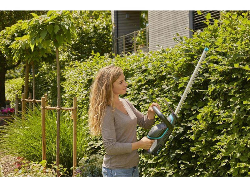 Gardena Battery Hedge Trimmer ComfortCut 50/18V P4AReady-To-Use Set