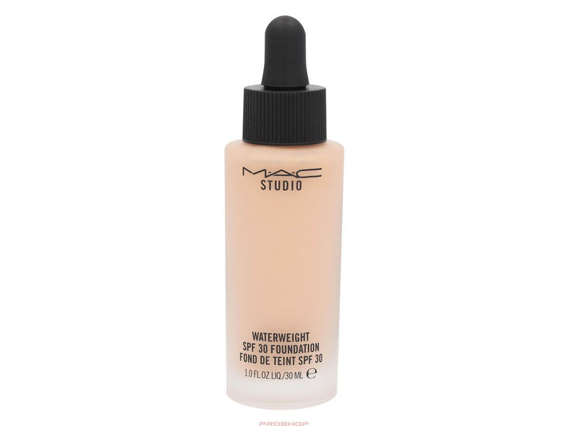 MAC Studio Waterweight Foundation SPF30 - NW20