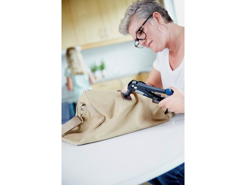 Rapid HandRiveter RP10  + 100 Rivets