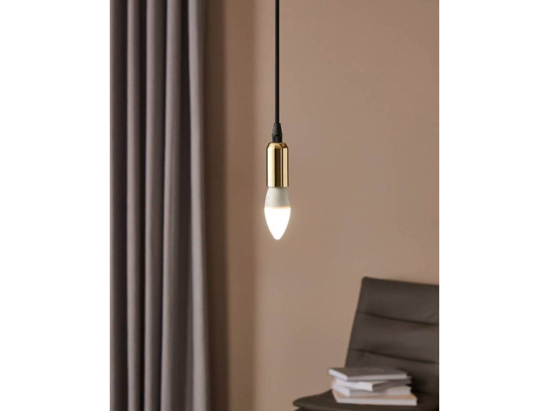 EGLO LED-Lampe C37 Candle 5W/940 470 lumen matt E14