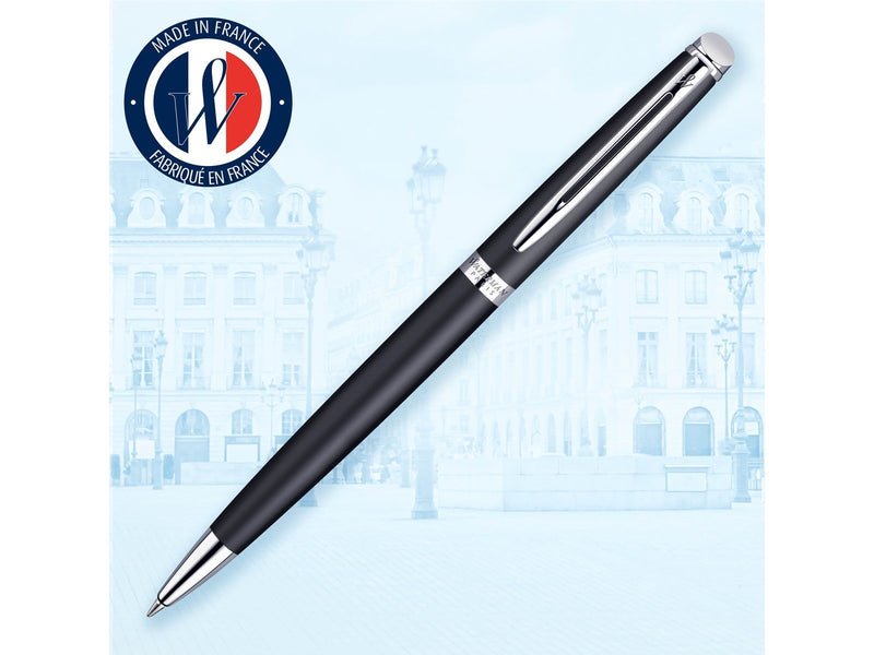 Waterman Hémisphère Kugelschreiber | Mattschwarz mit Chromzierteile | Mittlere Spitze | Blaue Tinte | Geschenkbox