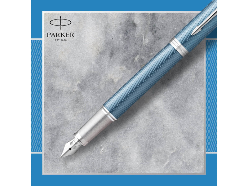 Parker IM Füller | Blaugraue Premium-Lackierung mit Chromverzierung | Füllfederhalter mit feiner Feder und blauer Tinte | Gesche