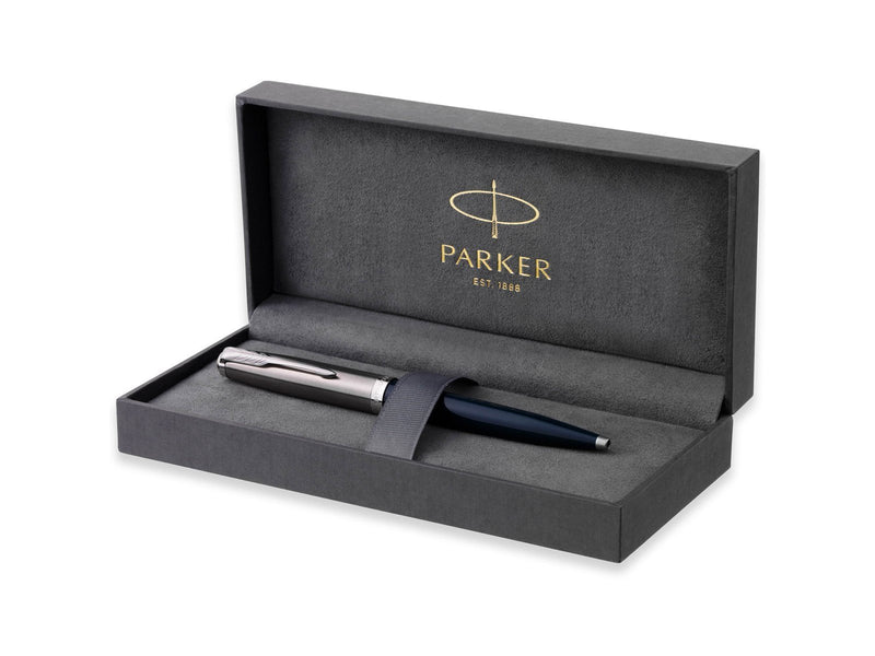 Parker 51 Kugelschreiber | Nachtblauer Schaft mit Chromfarbenen Zierteilen | Mittlere Schreibspitze mit Schwarzer Nachfüllmine |