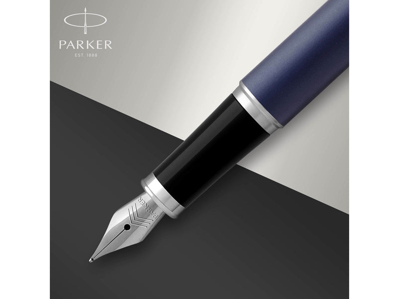Parker IM Füller | Matte Blue | Füllfederhalter mit mittlerer Feder und blauer Tinte | Geschenkbox