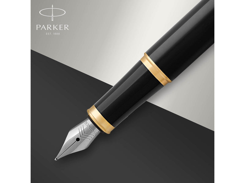 Parker IM Füller | schwarze Lackierung mit Goldzierteilen | Füllfederhalter mit mittlerer Feder | blaue Tinte | Geschenkbox
