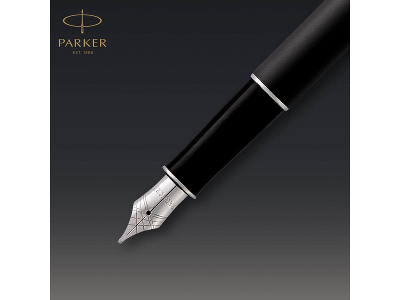 Parker Sonnet Füller | Matt-Schwarze Lackierung mit Palladiumzierteilen | Füllfederhalter mit mittlerer Feder | Geschenkbox