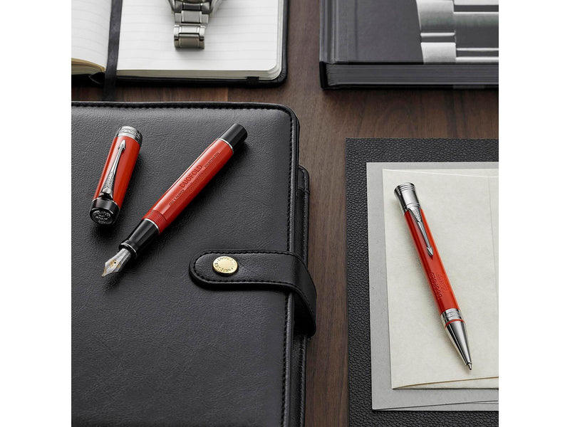 Parker Duofold Classic Kugelschreiber in Big Red Vintage | mittlere Schreibspitze | schwarze Tinte