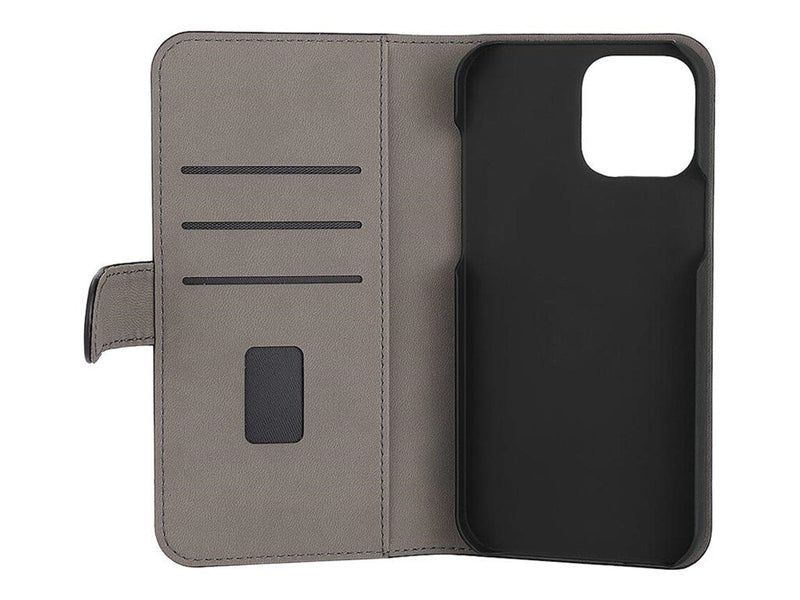 GEAR Wallet With 3 Cards Black