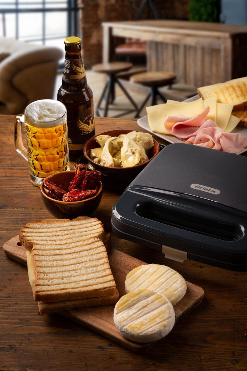 Ariete Breakfast Sandwich-Maker - dunkelblau