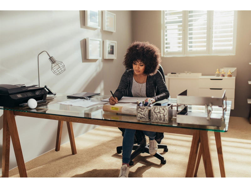 Airthings Wave Enhance compact indoor CO2 and air quality monitor