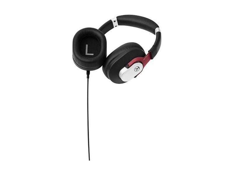 Austrian Audio Hi-X15