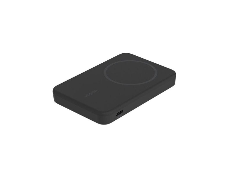 Belkin BoostCharge Pro wireless power bank - magnetic with Qi2 - 24 pin USB-C - 15 Watt