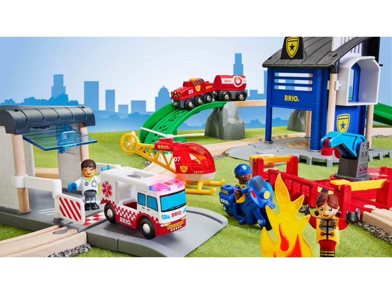 Brio 36025 Rescue Team Train Set