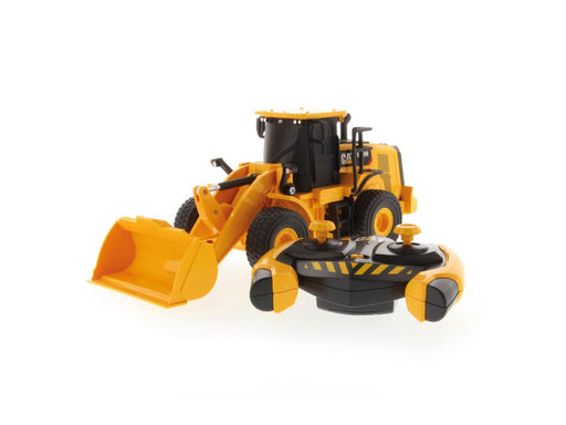 Carrera 1:35 RC CAT 950M Wheel Loader (B/O)