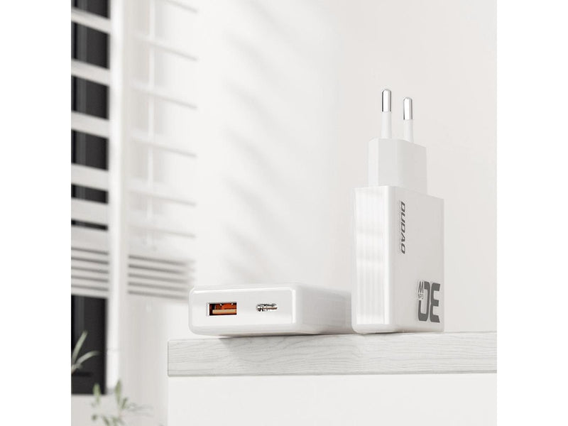 Dudao GaN A30EUL 30W USB-A / USB-C Wall Charger + USB-C - Lightning Cable - White