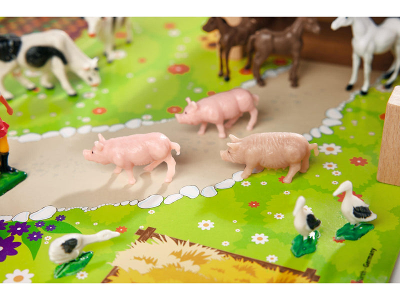 Eichhorn  Farmyard small