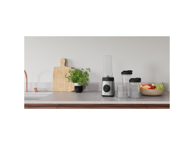 Electrolux E4CB1-6ST blender