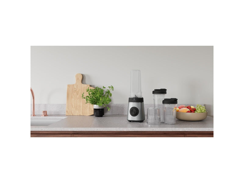 Electrolux E4CB1-6ST blender
