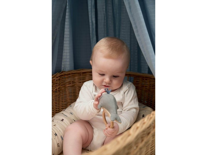Filibabba Activity toy - Willie the whale rattle Grey