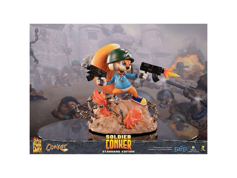 First 4 Figures - Conker's Bad Fur Day Resin Painted Statue: Soldier Conker (Standard Edition) - Figur