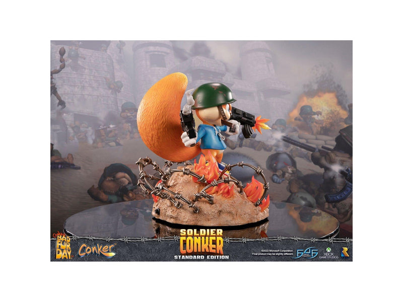 First 4 Figures - Conker's Bad Fur Day Resin Painted Statue: Soldier Conker (Standard Edition) - Figur