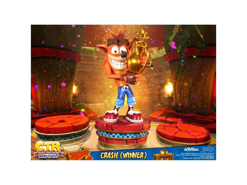 First 4 Figures - Crash Team Racing Nitro-Fueled - Crash (Winner) (Standard Edition) - Figur