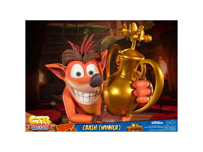 First 4 Figures - Crash Team Racing Nitro-Fueled - Crash (Winner) (Standard Edition) - Figur