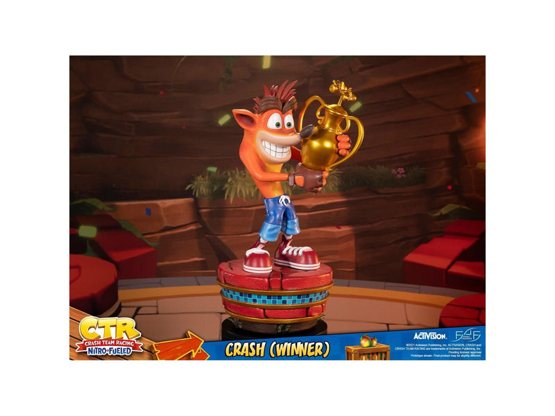 First 4 Figures - Crash Team Racing Nitro-Fueled - Crash (Winner) (Standard Edition) - Figur