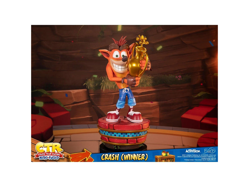 First 4 Figures - Crash Team Racing Nitro-Fueled - Crash (Winner) (Standard Edition) - Figur