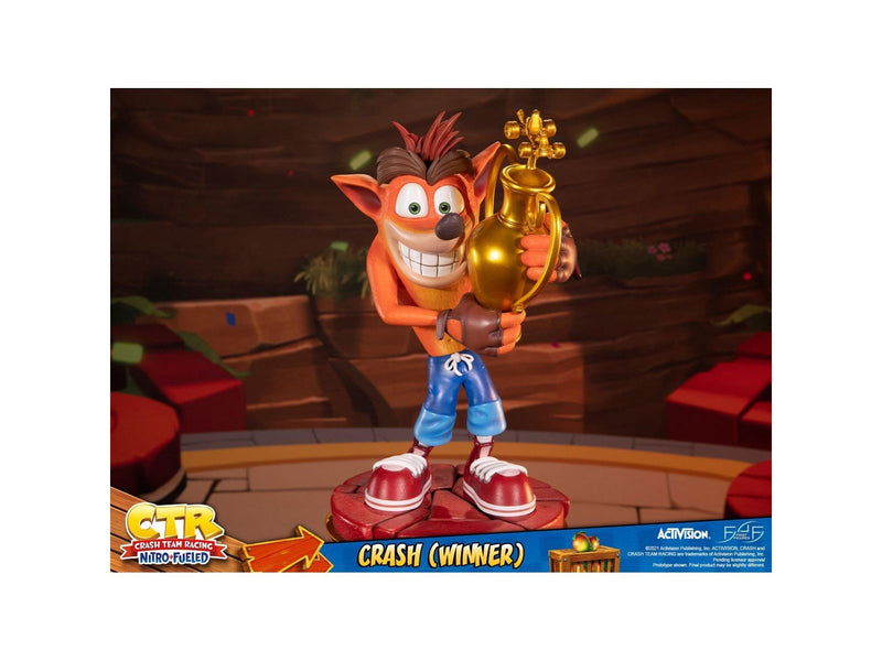 First 4 Figures - Crash Team Racing Nitro-Fueled - Crash (Winner) (Standard Edition) - Figur