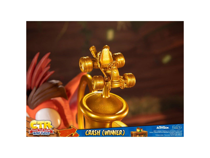 First 4 Figures - Crash Team Racing Nitro-Fueled - Crash (Winner) (Standard Edition) - Figur