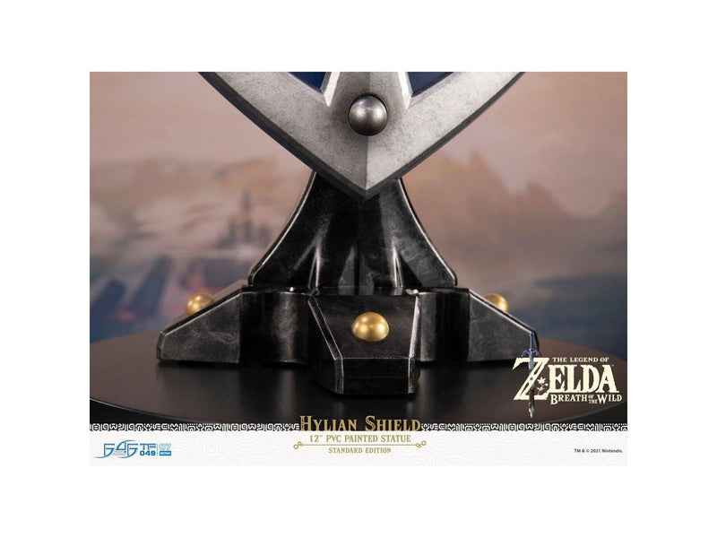 First 4 Figures - The Legend of Zelda: Breath of the Wild - Hylian Shield (Standard Edition) - Figur