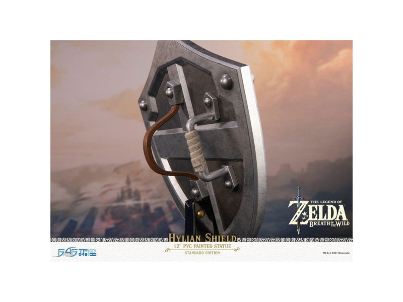 First 4 Figures - The Legend of Zelda: Breath of the Wild - Hylian Shield (Standard Edition) - Figur