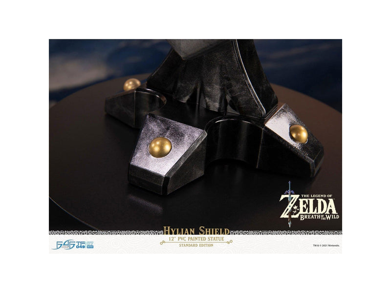 First 4 Figures - The Legend of Zelda: Breath of the Wild - Hylian Shield (Standard Edition) - Figur