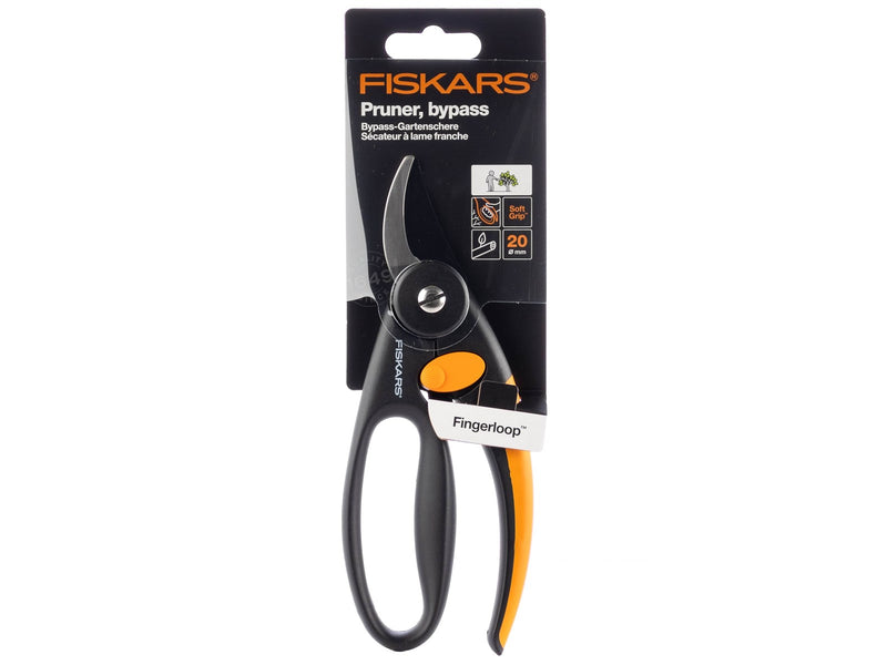 Fiskars Fingerloop Bypass Pruner P44