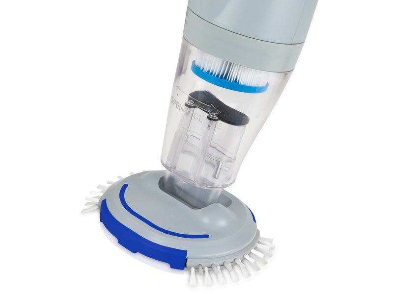 GRE Battery cleaner for pools and spas