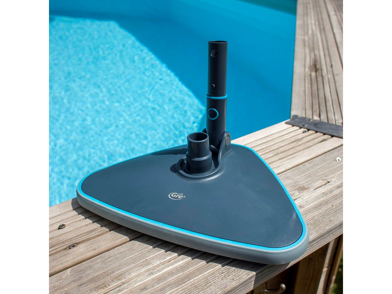 GRE Triangular vacuum head