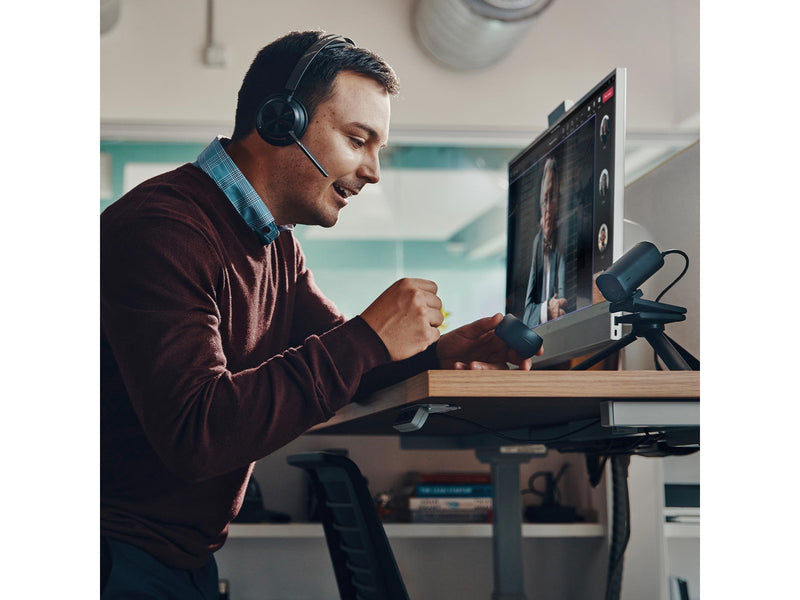 HP Poly Voyager Focus 2 USB-C-C Headset +USB-C/A Adapter +Charging Stand