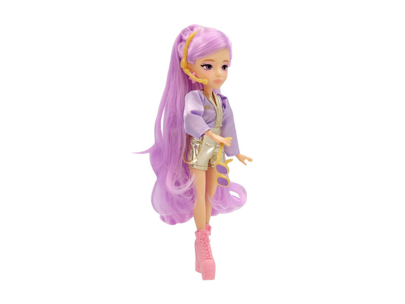 K POP Nari Fashion doll