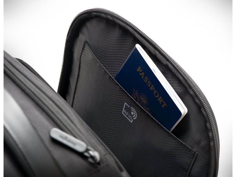 Kensington Contour™ 2.0 EQ Pro Laptop Rucksack 17"