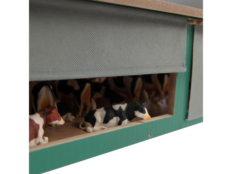 Kids Globe Stable with Windbreak Mesh 1:32